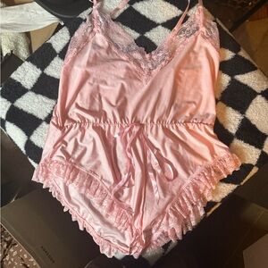 Music Legs Pink Lace Chemise